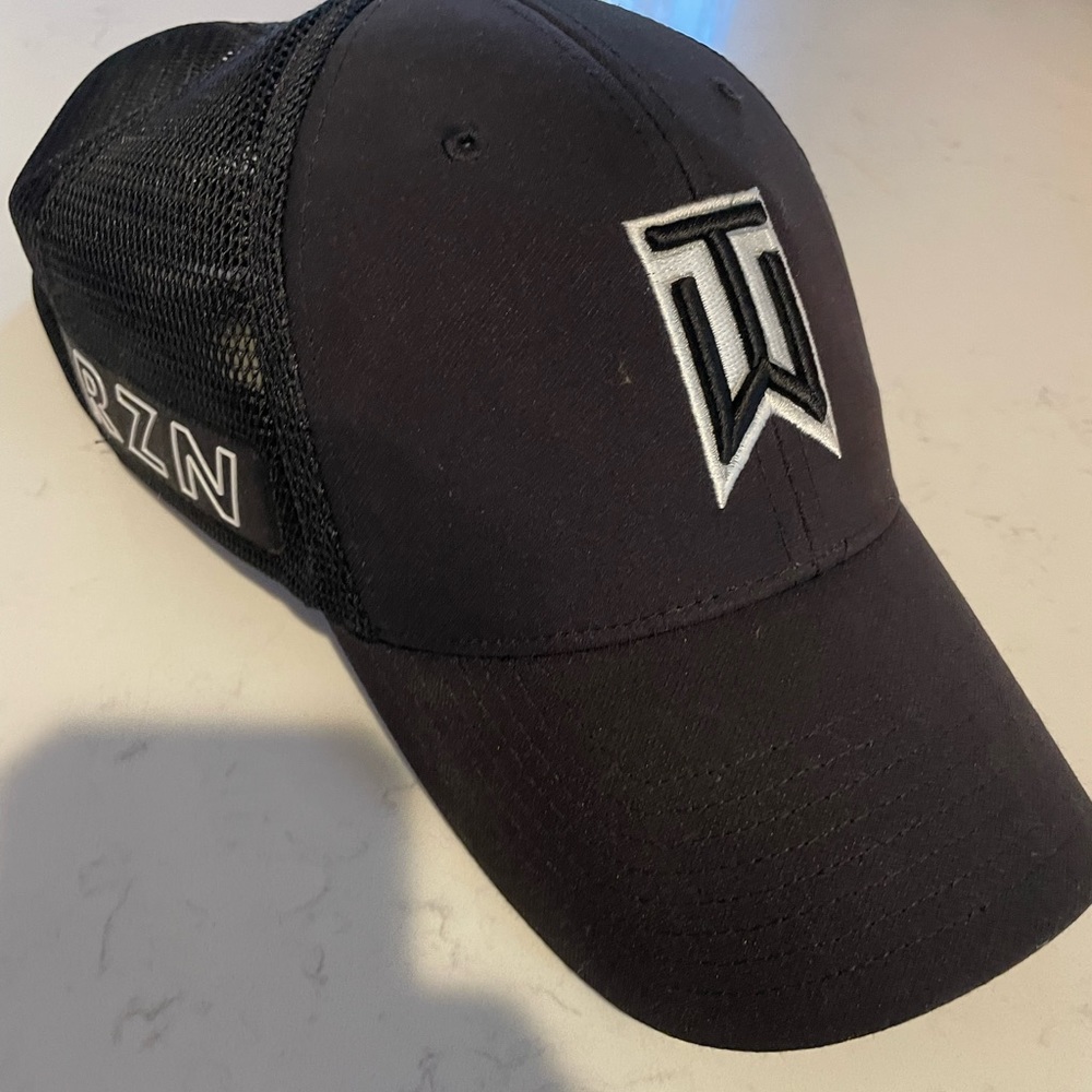 Tiger woods hat